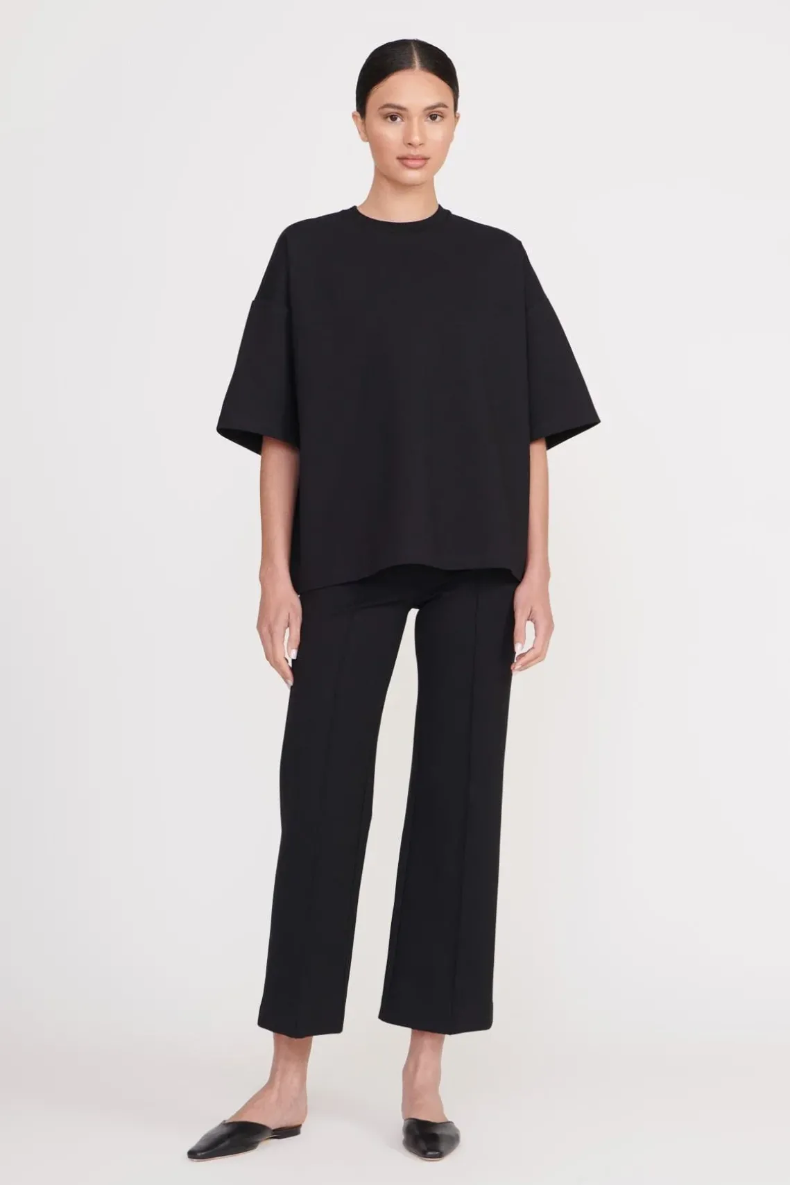 CAPSULE TOP BLACK
