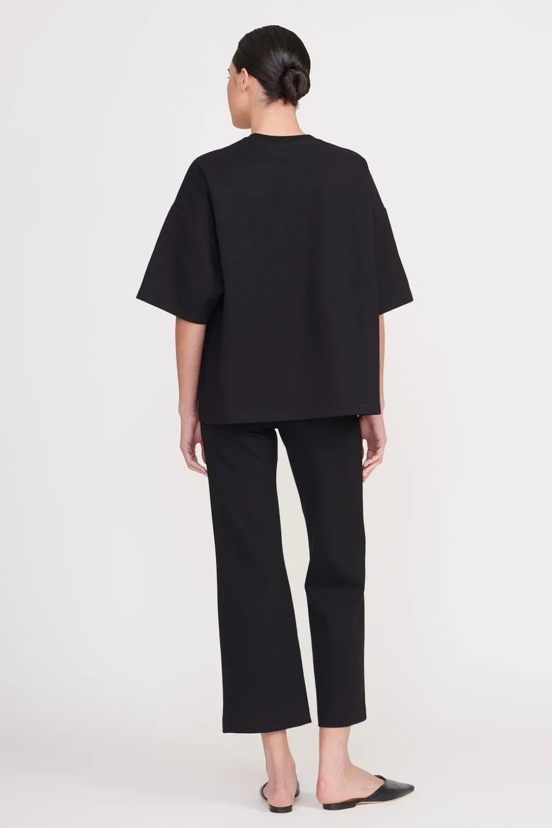 CAPSULE TOP BLACK