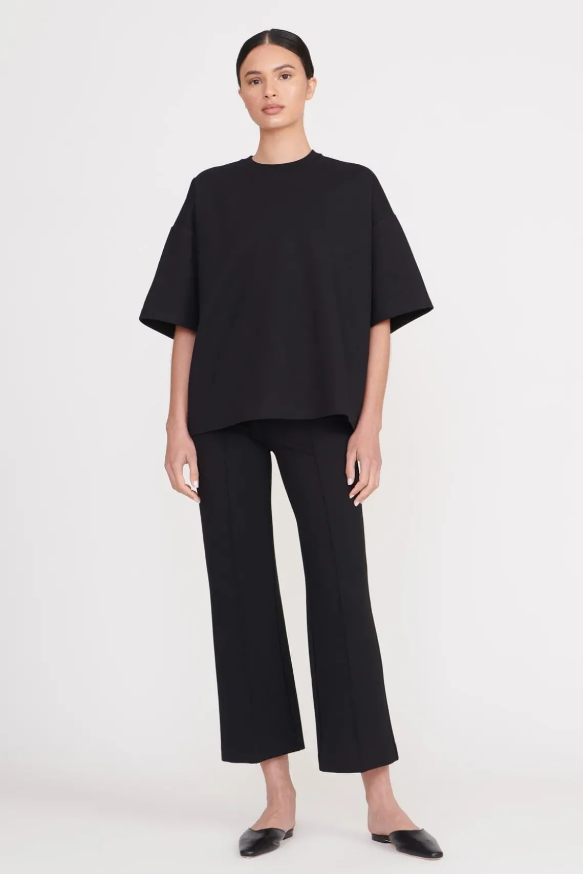 CAPSULE TOP BLACK