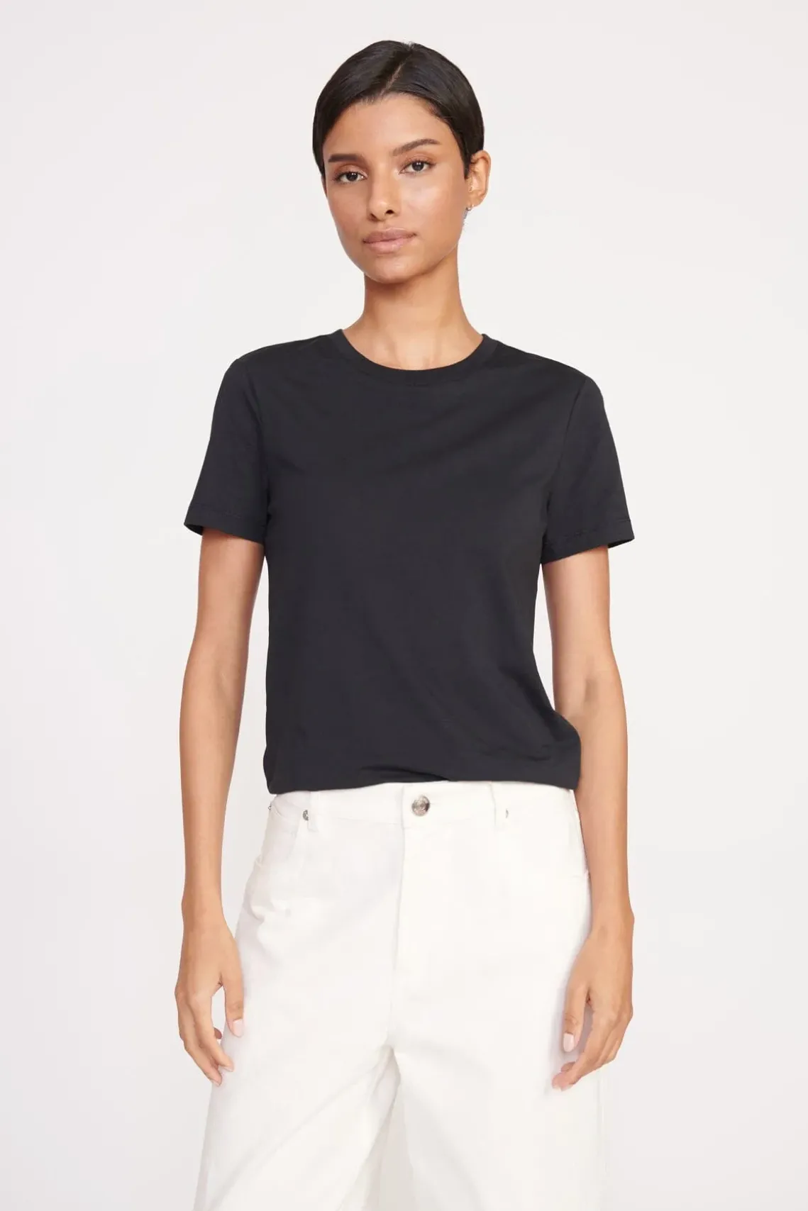 CREW NECK T SHIRT BLACK