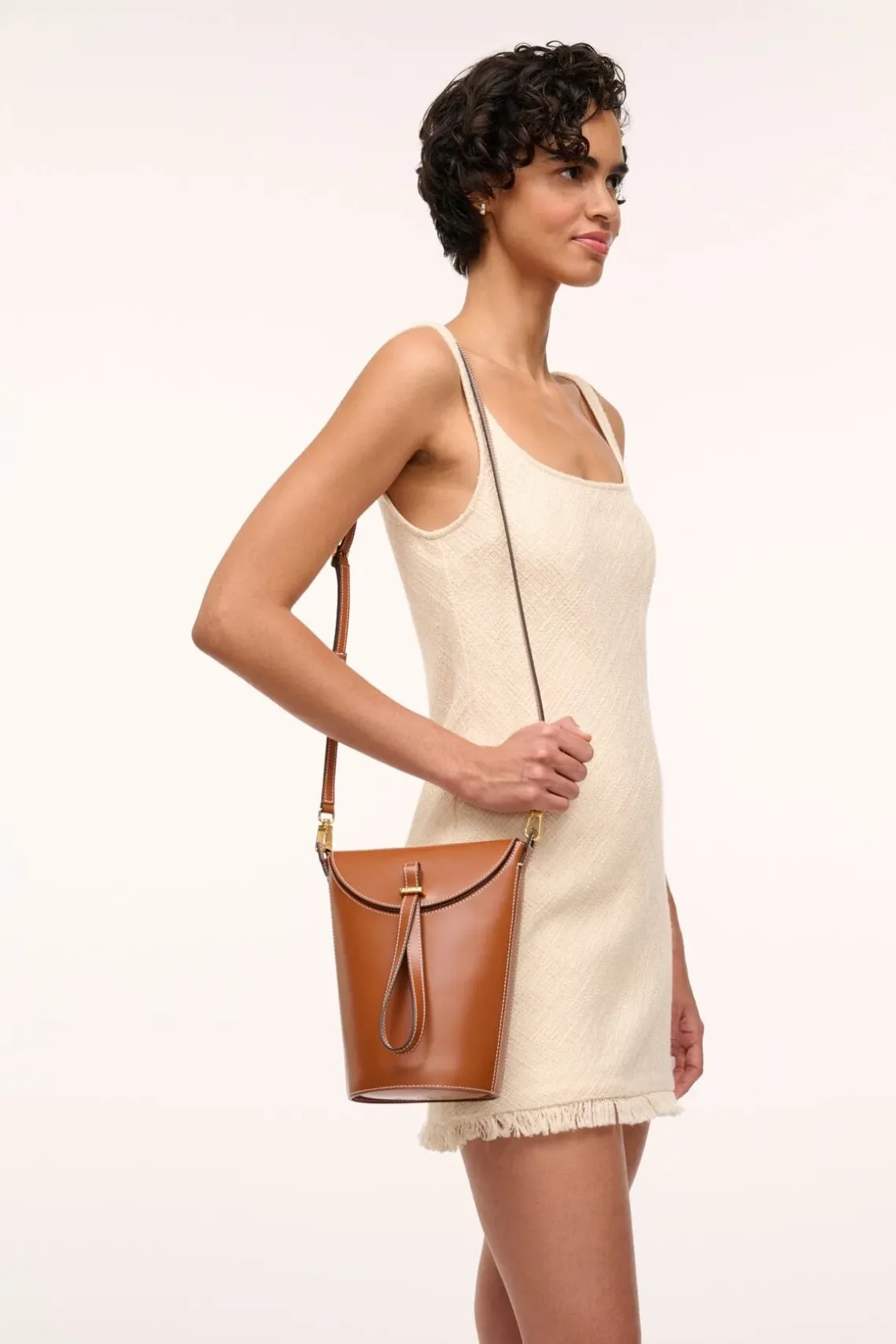 PHOEBE CONVERTIBLE BUCKET BAG TAN