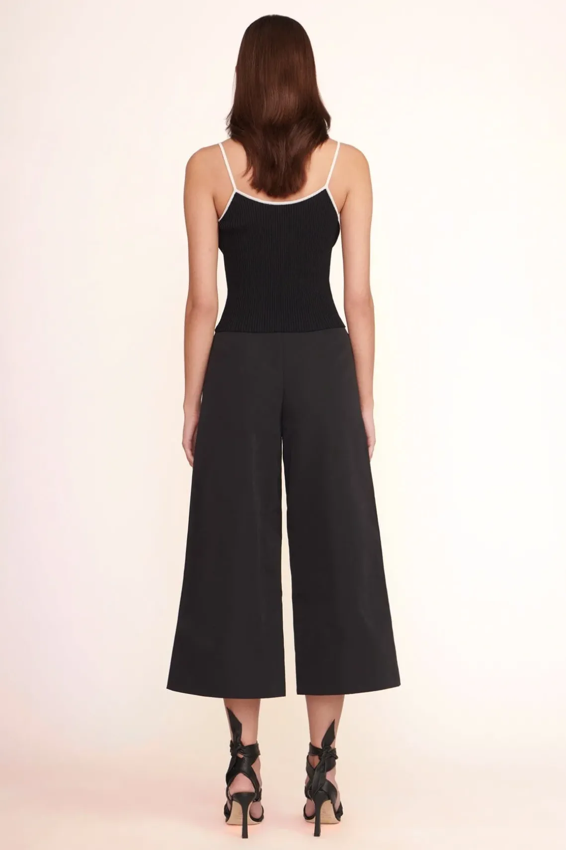SOLEIL TOP BLACK WHITE